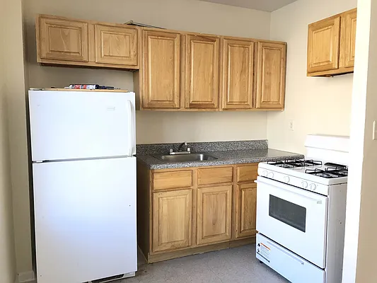 Rented by Lang Realty LLC | media 6