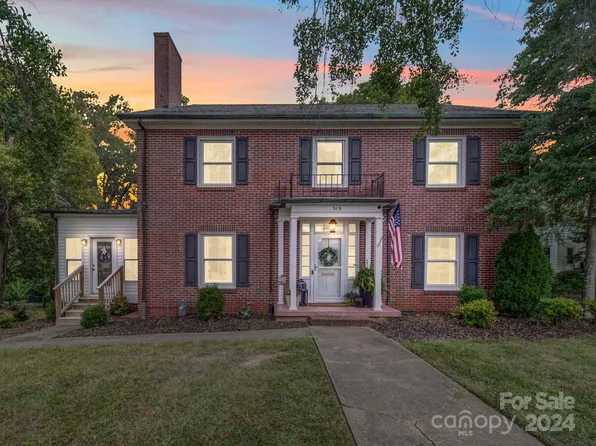 313 E Martin St, Wadesboro, NC 28170