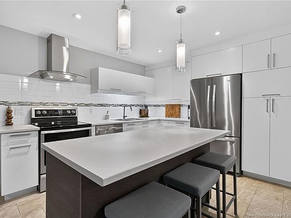 5th image of 236 Erinvale Dr