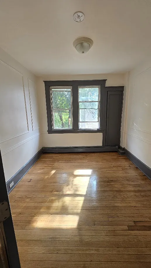 2 bed, 700 sqft, $1,695 — Photo 2