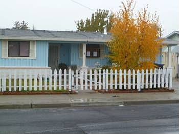 1st image of 525 Amber Dr
