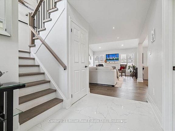 5th image of 230 Appleby Rd