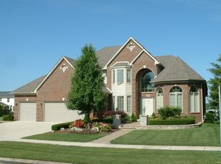 46995 Riverwoods Dr, Macomb, MI 48044