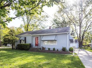 3295 W 231st St, North Olmsted, OH 44070