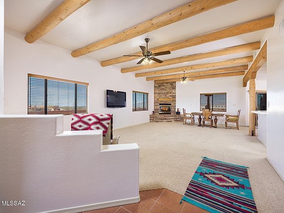 4th image of 3203 W Thunder Pass Rd