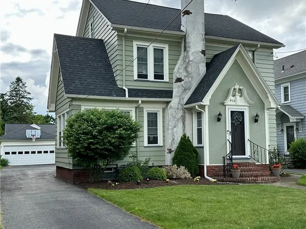 457 Brattle Rd, Syracuse, NY 13203