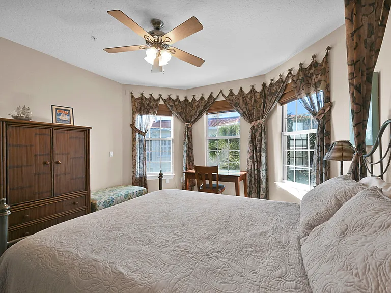 305 S Ocean Grande Dr #304 — Photo 45