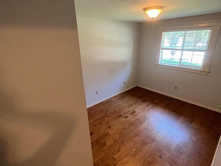 3578 S North Church Ave — Photo 20