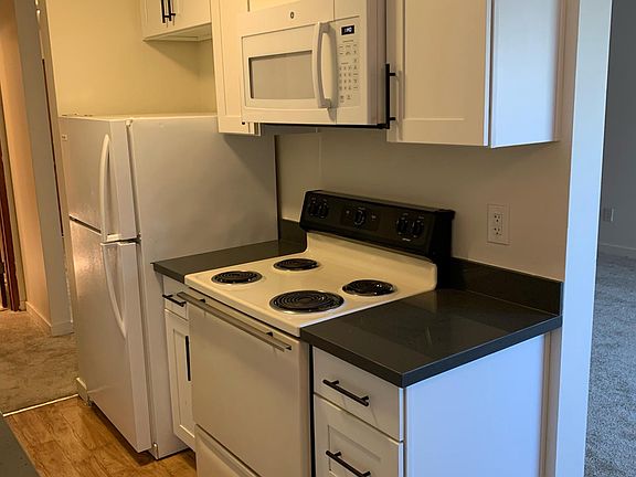 4th image of 4073 Gilman Ave W #771cee371