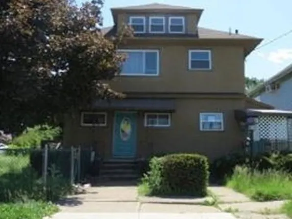 2005 Farr St, Scranton, PA 18504