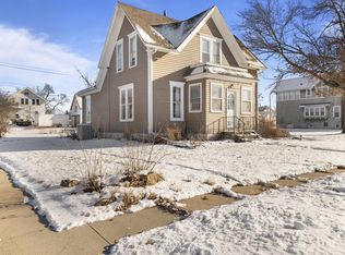 102 S Linn St, Roland, IA 50236
