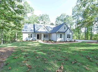 1542 Bethlehem Church Rd, Grantville, GA 30220