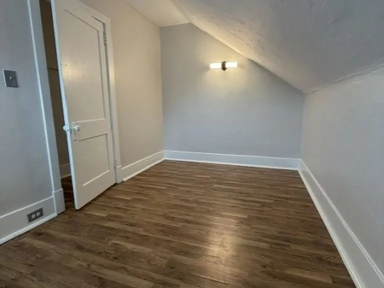 256 Mabrick Ave — Photo 25