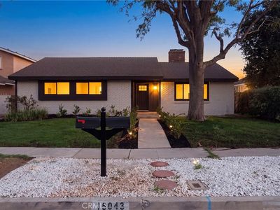 15043 Tuba St, Mission Hills, CA, 91345