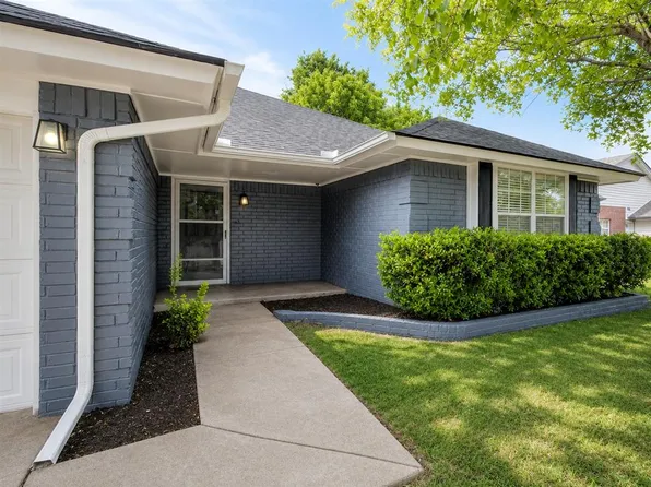 3425 Grassland Dr, Norman, OK 73072