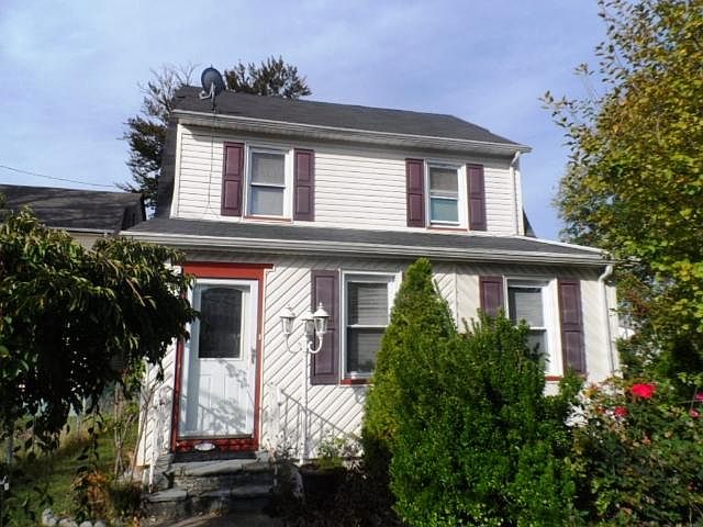 1st image of 9310 197th St