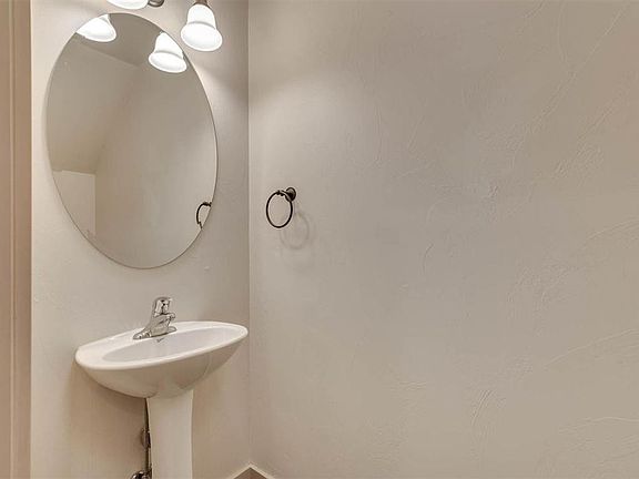 3rd image of 3156 Catkin Ln APT A