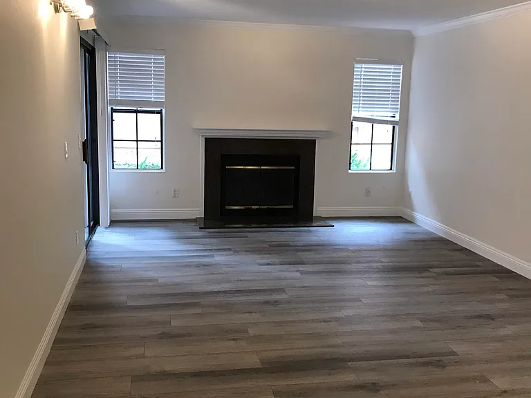 12035 Alta Carmel Ct #217 — Photo 6