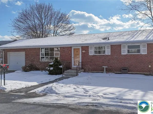 214 Chestnut St, Tuscarora, PA 17982