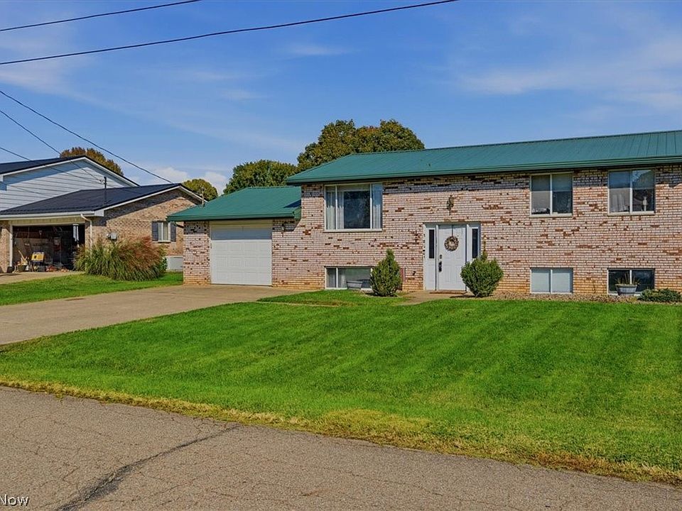 1st image of 128 Brant Dr