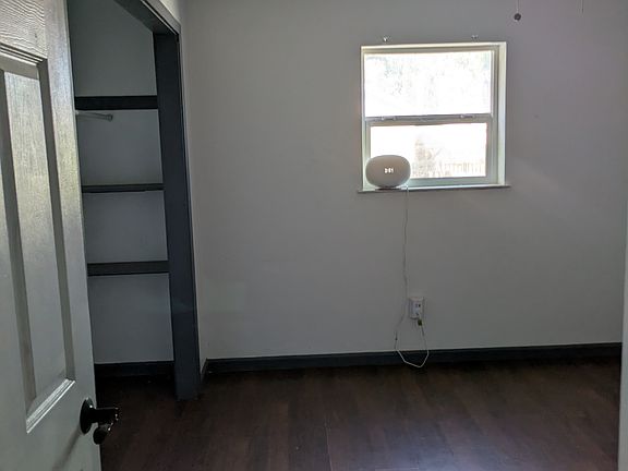 4th image of 171 Harris St #A