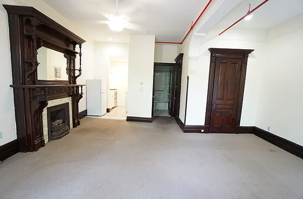 Rented by Nooklyn NYC LLC | media 16