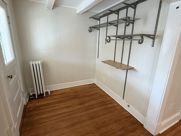 4th image of 327 Ontario St #2