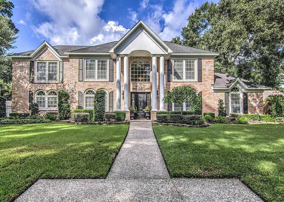 1st image of 2111 Hickory Park Dr
