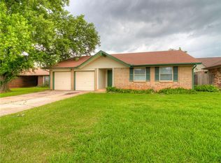 1017 Juno Cir, Edmond, OK 73003