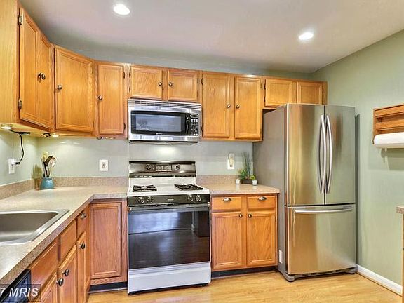 4th image of 15306 Diamond Cove Ter APT F