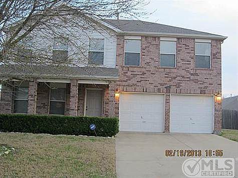 1st image of 818 Breton Dr