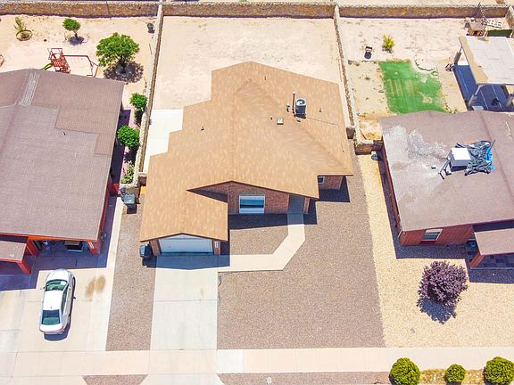 3rd image of 14320 Desierto Bueno Ave