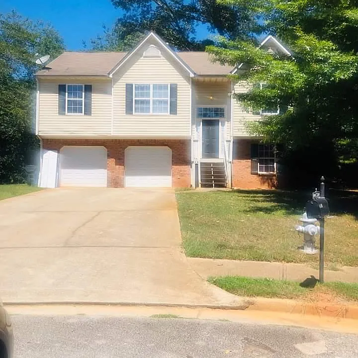 8140 Sterling Lakes Ct