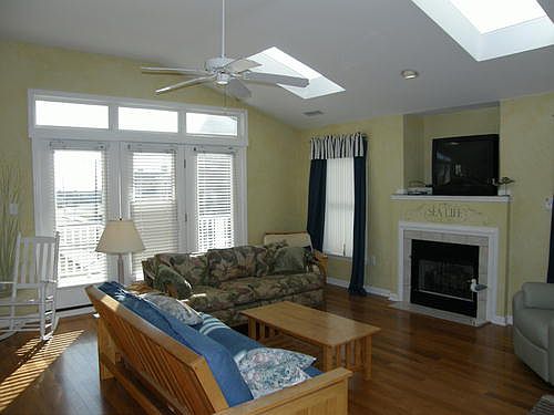 Additional Picture