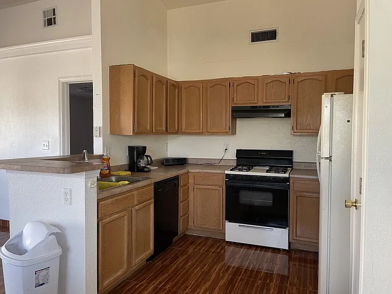 3057 Manny Aguilera Dr — Photo 12