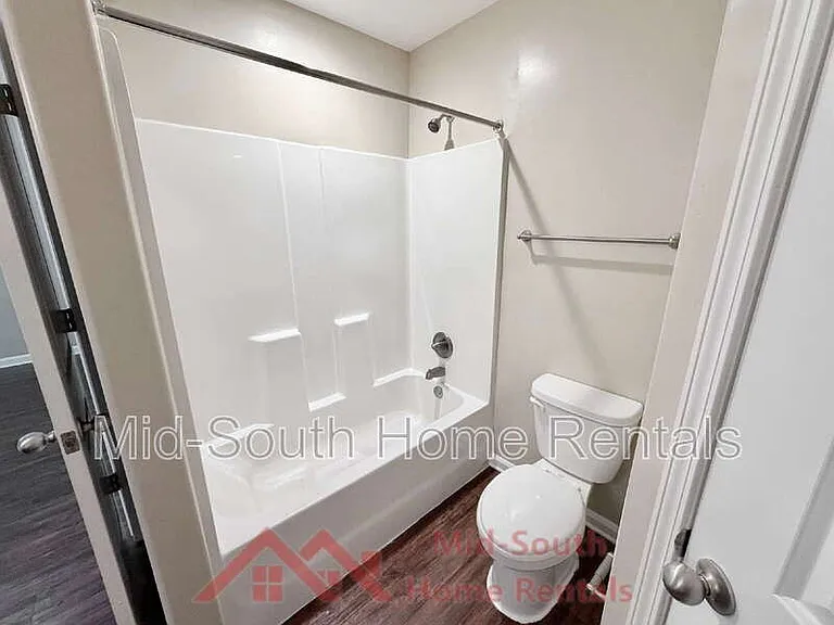 5626 Tulip Tree Dr — Photo 14