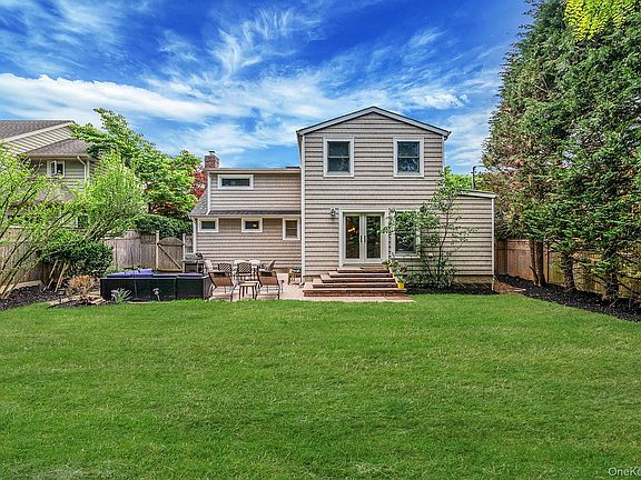 4th image of 10 Radcliff Boulevard