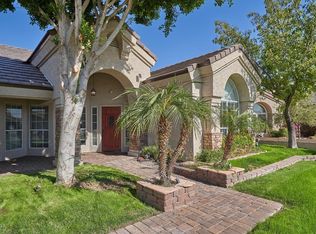 4034 E Summerhaven Dr, Phoenix, AZ 85044