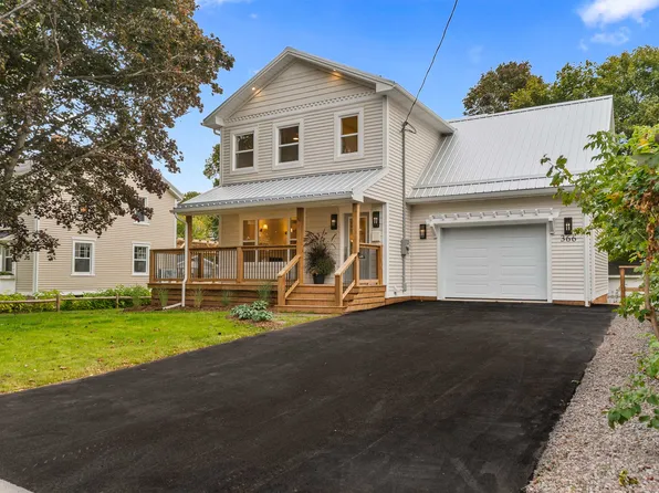 366 Oak Ave, Summerside, PE C1N 2A6