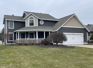 2662 Spring Ct, Zeeland, MI 49464