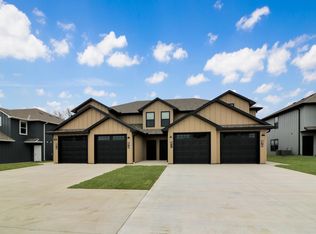 87 SE 381st Rd #D, Warrensburg, MO 64093