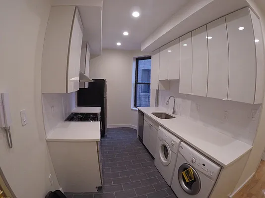 Rented by Bohemia Realty Group | media 56