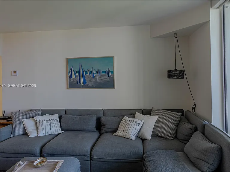 10275 Collins Ave #634 — Photo 8