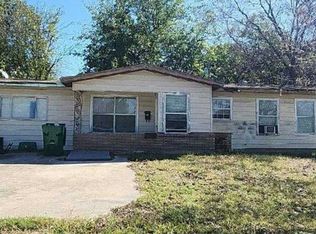 3620 Oakwood St, Fort Worth, TX 76117