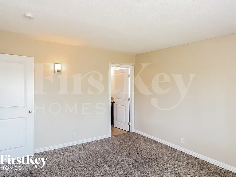 5119 Margo Dr — Photo 8