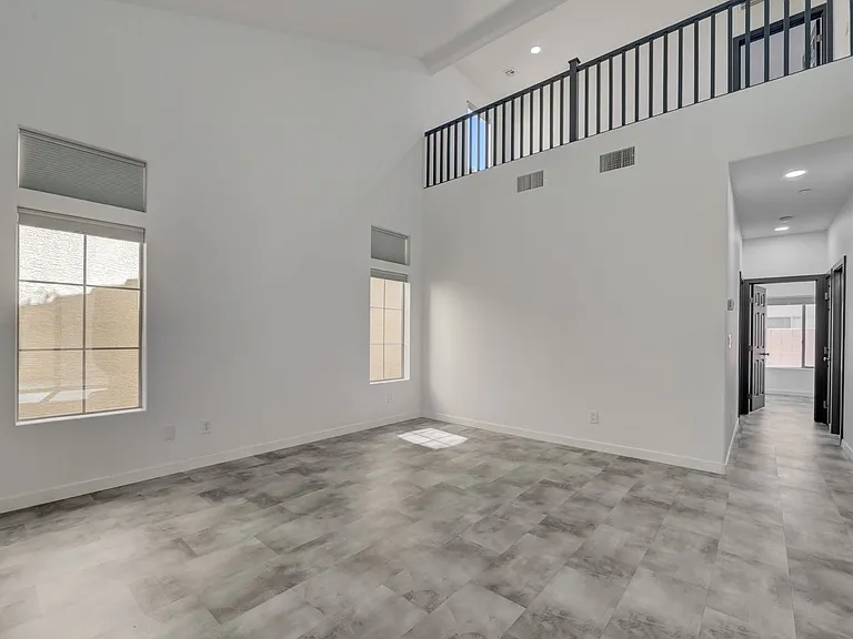 9929 Markhorn Ct — Photo 6