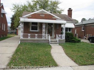 16074 Bell Ave, Eastpointe, MI 48021