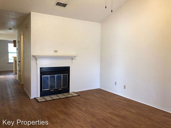 5th image of 5011 Maryanna Way
