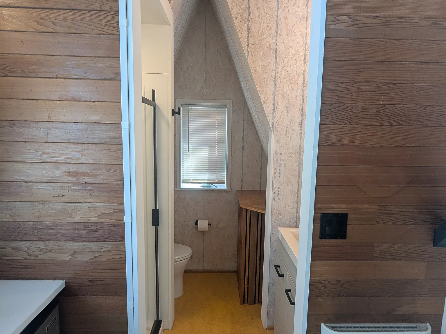 8115 N Portsmouth Ave — Photo 4