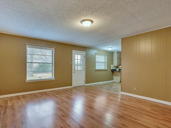 4th image of 4412 Mink Dr
